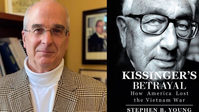 Henry Kissinger và Stephen B. Young