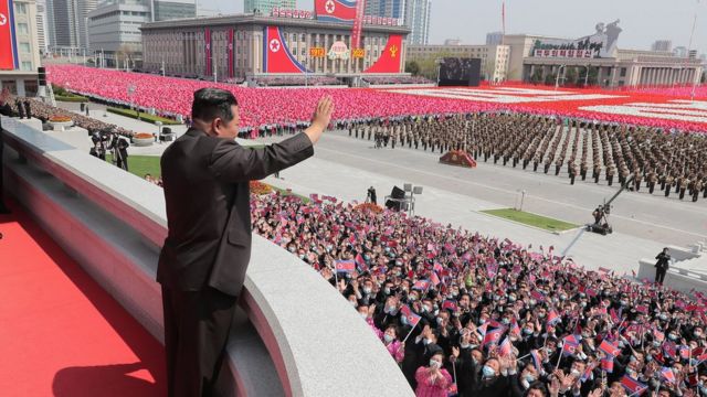 Kim Jong-un dalam ulasan