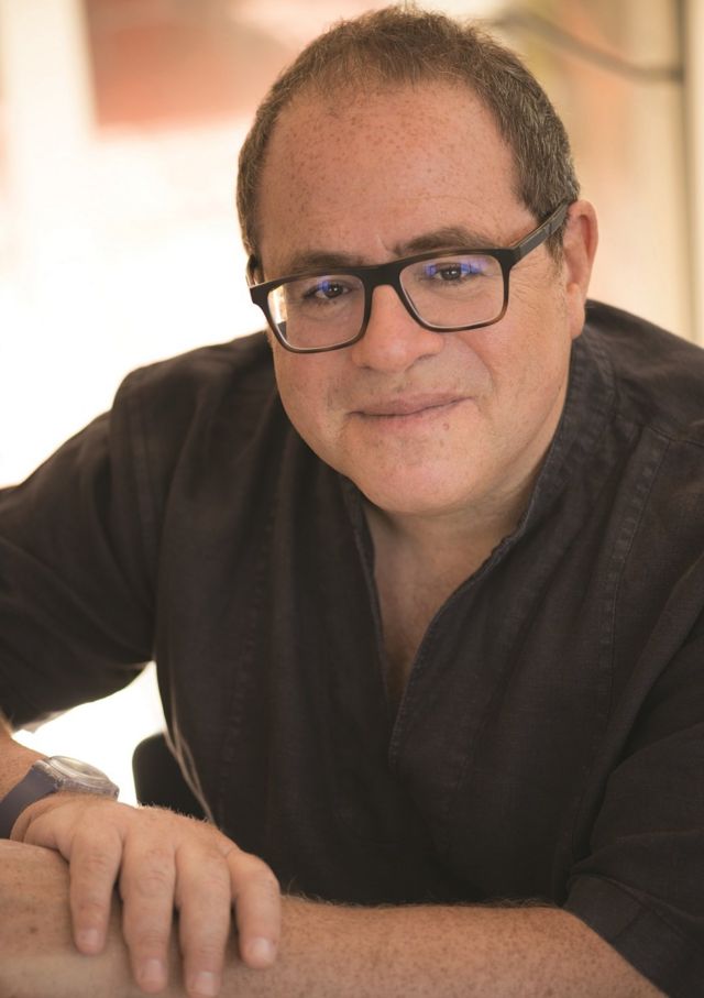 El autor de "La Línea Rosa" Mark Gevisser