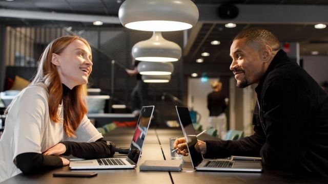 1 personne sur 5 a déjà couché avec un collègue 