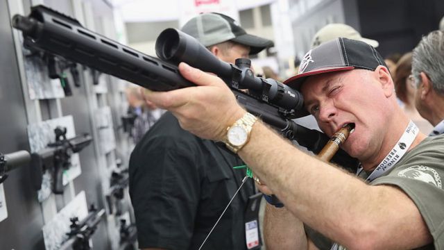 Porte De Arma Nos Eua Por Que Esse Direito Entrou Na Constitui O Bbc News Brasil