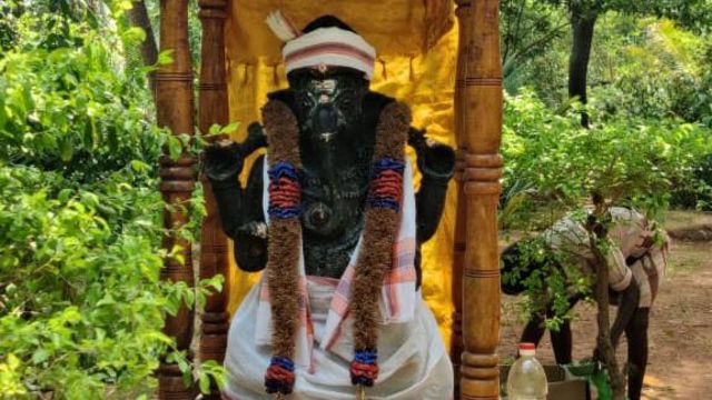 புதுக்கோட்டை மாவட்ட ஆட்சியர் விநாயகர் சிலை விவகாரம்