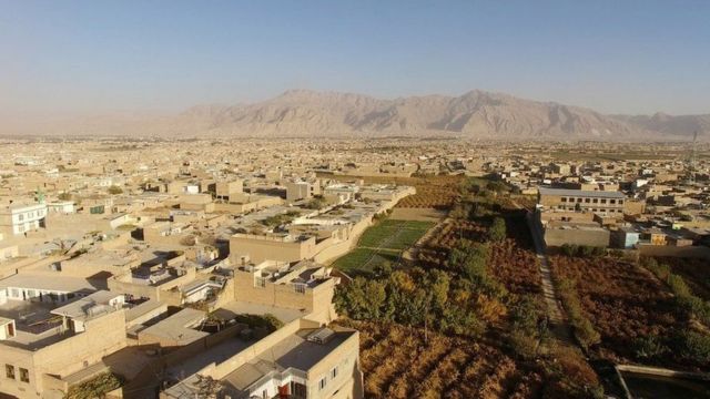 Os residentes de Quetta, capital do Baluchistão, tentam levar uma vida normal, apesar da ameaça iminente de violência.