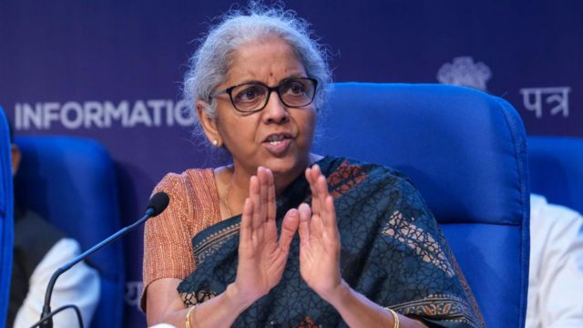 மத்திய மற்றும் மாநில அரசுகளுக்கு இடையேயான வரி பிரச்சனை