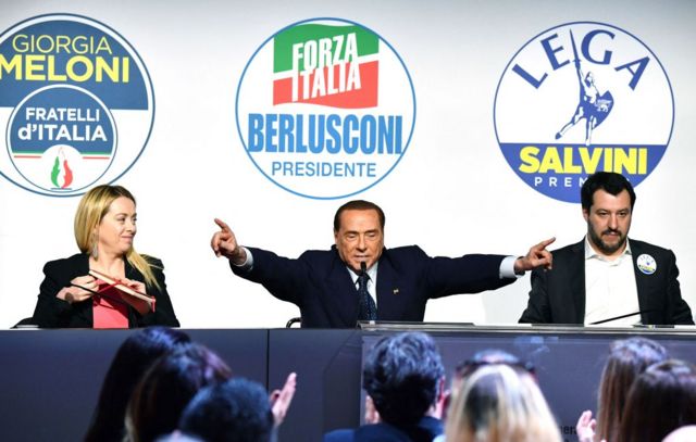 Meloni fue ministra de la Juventud de Italia en el cuarto gabinete de Berlusconi.