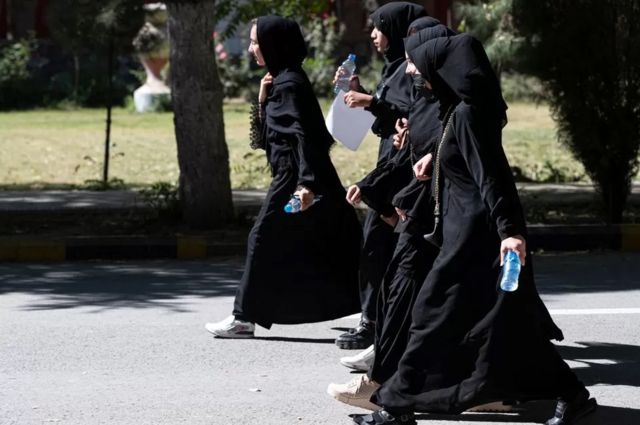 Kabul University students take entrance exams in October