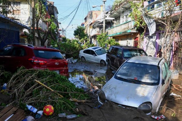 Huracán Otis En Acapulco: Las Imágenes De La Destrucción Que Dejó El ...