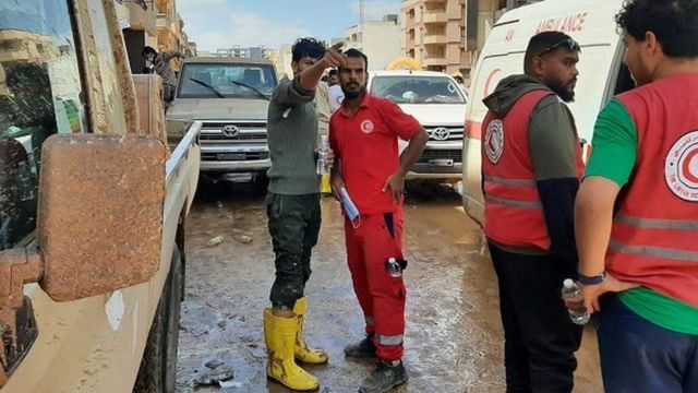 عمال إغاثة في ليبيا
