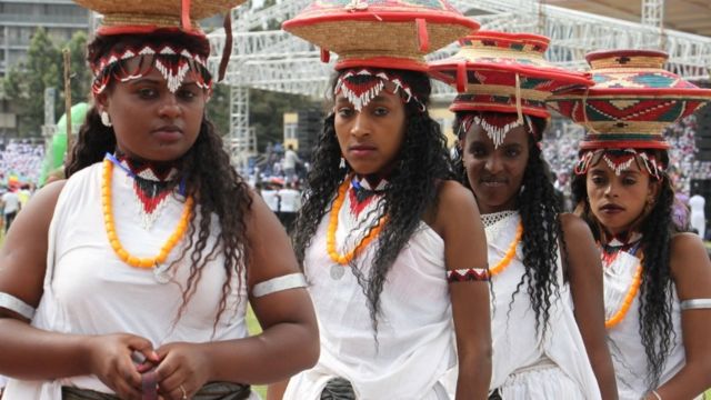 የቅዳሜና እሁድ የአዲስ አበባ ውሎ በፎቶ - BBC News አማርኛ