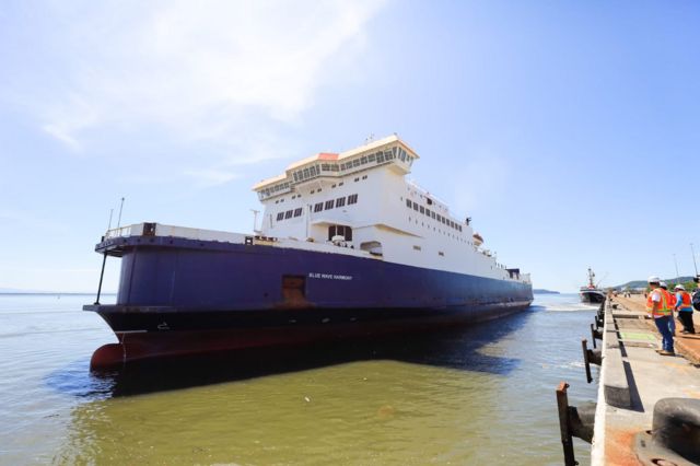 El ferry Blue Wave Harmony, que comenzará a hacer el trayecto entre El Salvador y Costa Rica este 10 de agosto de 2023.