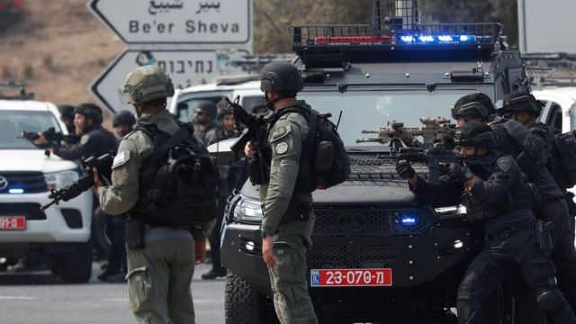 Israeli soldiers near Gaza