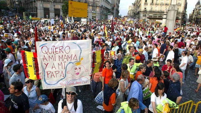 Protesto contra casamento gay em Madri em 2005