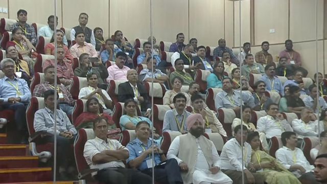 வீர முத்துவேல்: சந்திராயன்-3க்கு பெருமை சேர்க்கும் தமிழர்