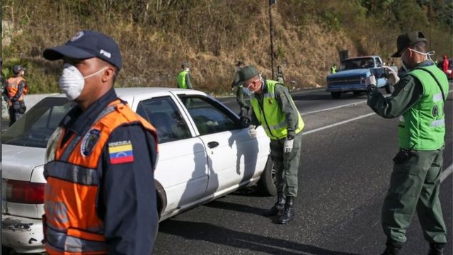 Militares en Caracas