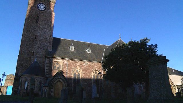 Seann Àrd Eaglais Inbhir Nis