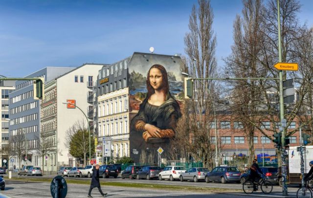 Un mural de Berlín con la imagen de la Mona Lisa