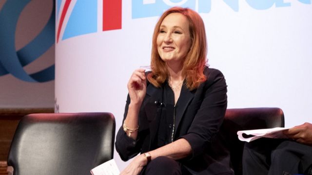 JK Rowling es la autora de la serie de libros de Harry Potter.