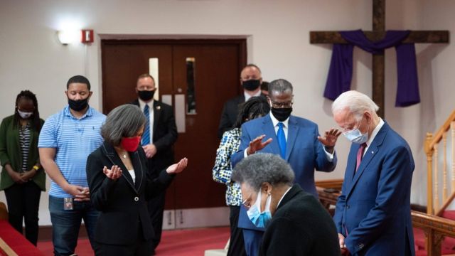 Joe Biden en Iglesia episcopal metodista africana Bethel en Wilmington, Delaware.