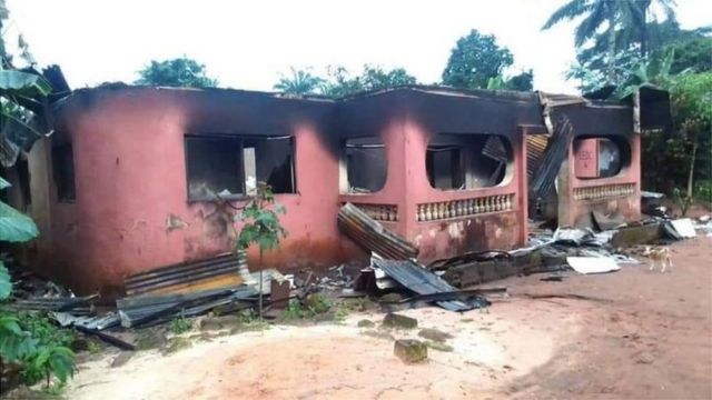 A house destroyed by suspected separatists in an Imo state village by 2021