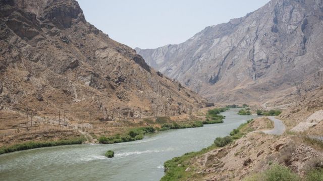 رود ارس مرز مشترک ایران با نخجوان است