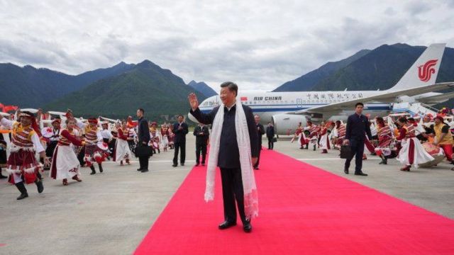 सन् २०२१ मा राष्ट्रपति सीले तिब्बतको भ्रमण गरेका थिए 