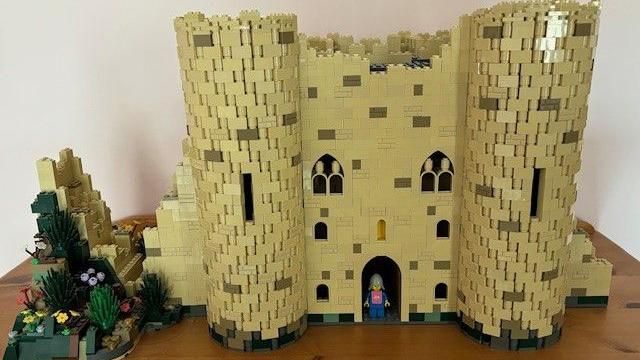 Lego version of Tonbridge Castle