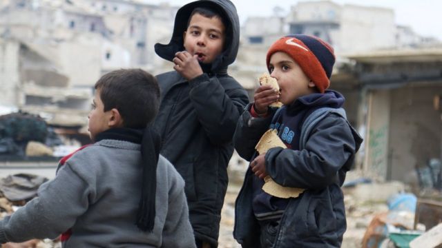 أطفال سوريون