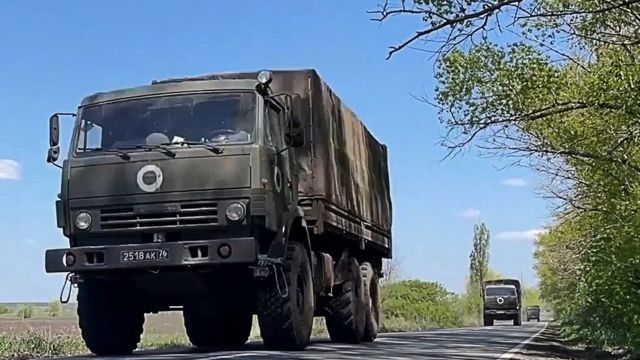 Вантажівки ЗС РФ