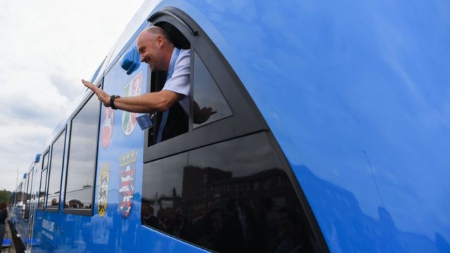 поезд на водородном топливе в Германии, 16 сентября