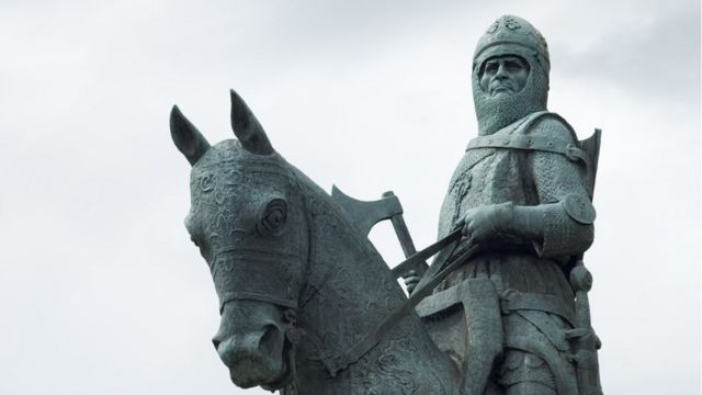 Памятник Роберту Брюсу на поле битвы при Баннокберне.