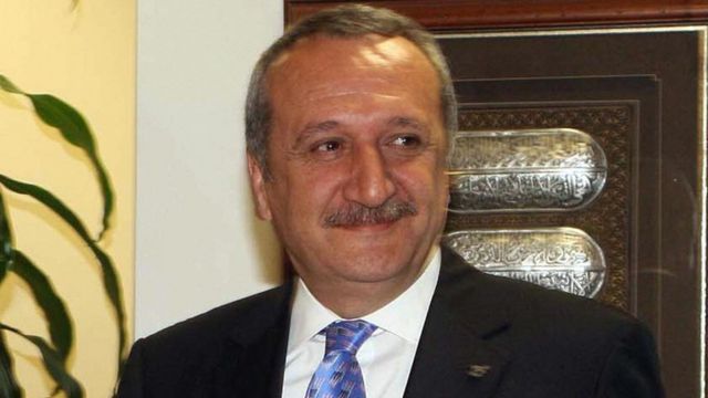 Eski İçişleri Bakanı Mehmet Ağar