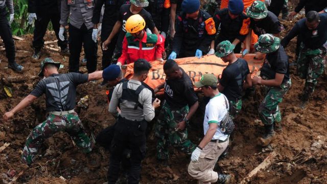 Gempa Cianjur: Korban Meninggal Bertambah Menjadi 271 Orang, Tim SAR ...