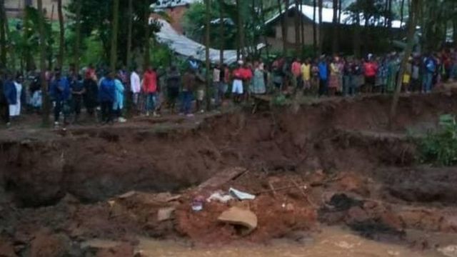 L'éboulement de terrain à Bafoussam aurait fait plusieurs disparues et d'importants dégâts matériels