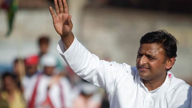 उत्तर प्रदेश के मुख्यमंत्री अखिलेश यादव