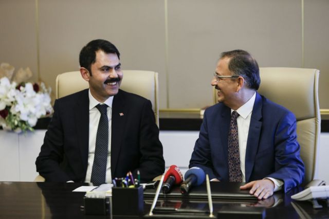Mehmet Özhaseki Çevre, Şehircilik ve İklim Değişikliği Bakanlığı görevini Murat Kurum'dan devraldı. 