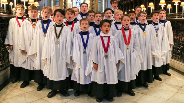 伦敦圣保罗教堂的合唱团成员