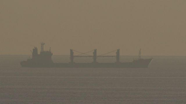 Aroyat залишає одеський порт «Чорноморськ» на світанку 22 вересня