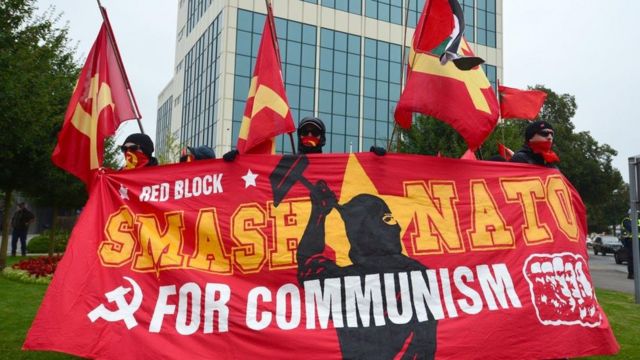 Đảng Cộng sản Anh: Đảng Cộng sản Anh là một đảng chính trị cực trái, với tư tưởng cách mạng, nó đã trở thành một phong trào cách mạng lớn ở nước Anh. Đảng Cộng sản Anh đã luôn nỗ lực cho một xã hội công bằng, dân chủ và phát triển bền vững. Đây là một đảng chính trị với tầm ảnh hưởng toàn cầu.