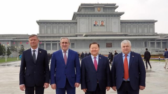 Депутаты Госдумы в Пхеньяне