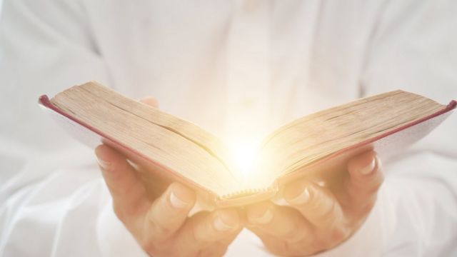 Libro religioso