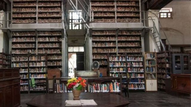 পাঠাগারটিতে আছে ৫৫ হাজারেরও বেশি বই