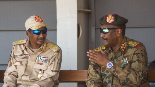 السودان: هل اقتنع البرهان وحميدتي بعدم إمكانية الحسم العسكري؟ - BBC News عربي