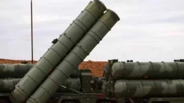 எஸ்-400 ஏவுகணை அமைப்பு