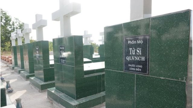 Mộ tử sĩ VNCH được cải táng ở Bình Thuận