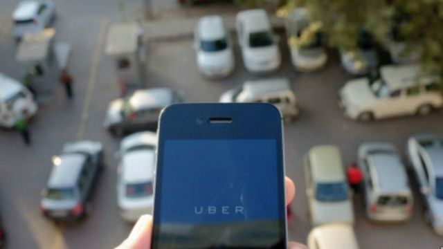 Le service de taxi en ligne Uber a décidé de lancer des taxis sans conducteurs dans quelques semaines.