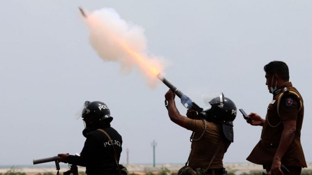 இலங்கை - போராட்டம்