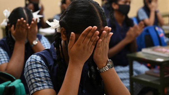 பள்ளிக் குழந்தைகள்