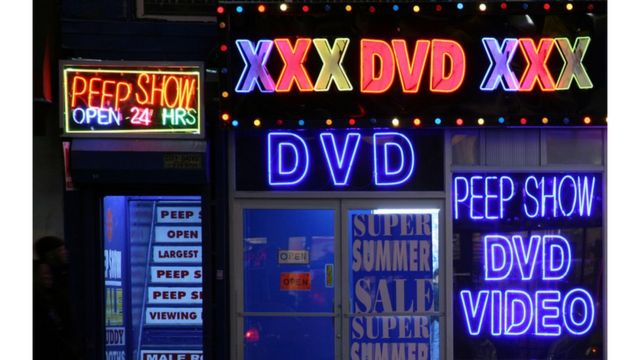 சிறார் ஆபாச காணொளி