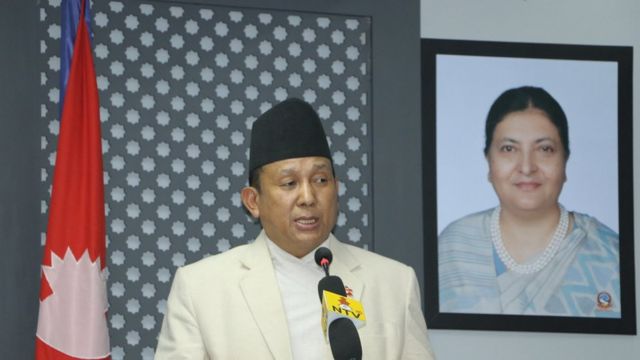 आइतवारको पत्रकार सम्मेलनमा बोल्दै सञ्चारमन्त्री पार्वत गुरुङ
