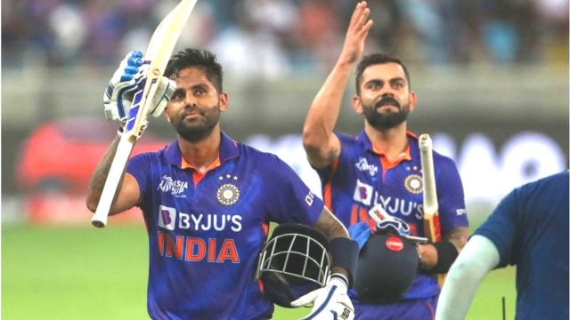 சூர்யகுமார் யாதவ் - விராட் கோலி